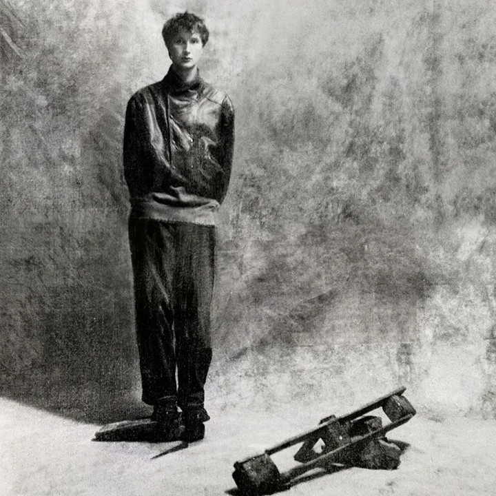 Dove Ellis – To The Sandals